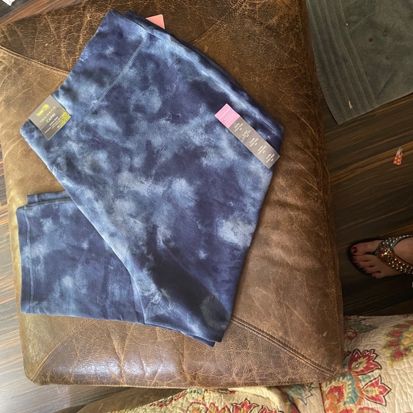 Tek Gear Plus Size Women's Leggings - Picture 9 of 13